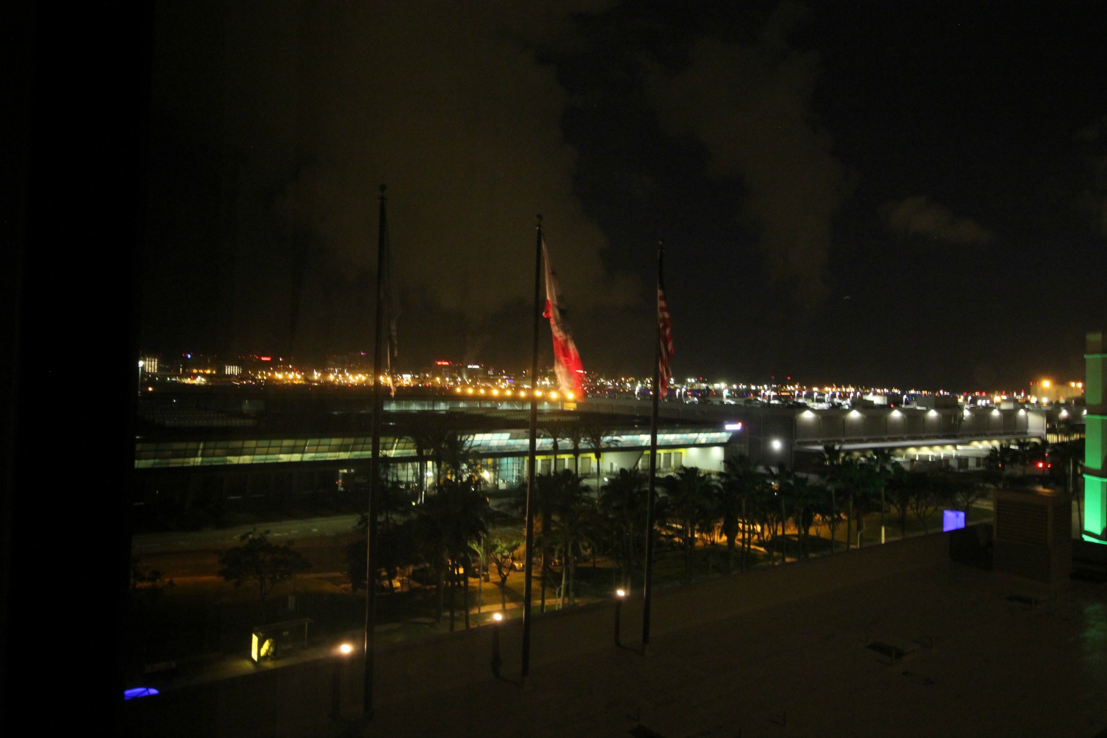 Uitzicht vanuit kamer op luchthaven